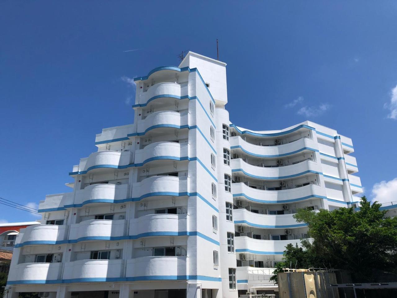 Sunset Hills Inn Naha Kültér fotó